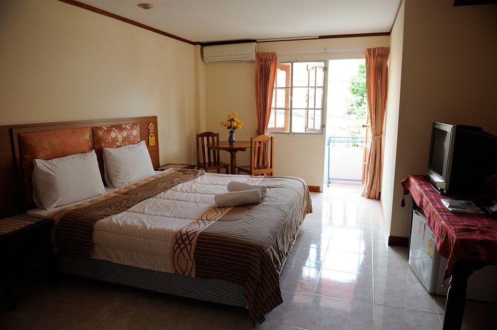 Hotel The Britannia Chiang Mai Exterior foto