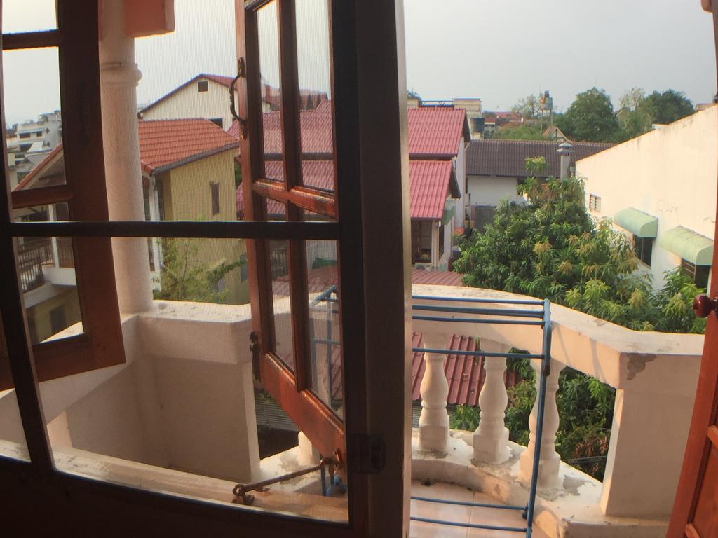 Hotel The Britannia Chiang Mai Exterior foto